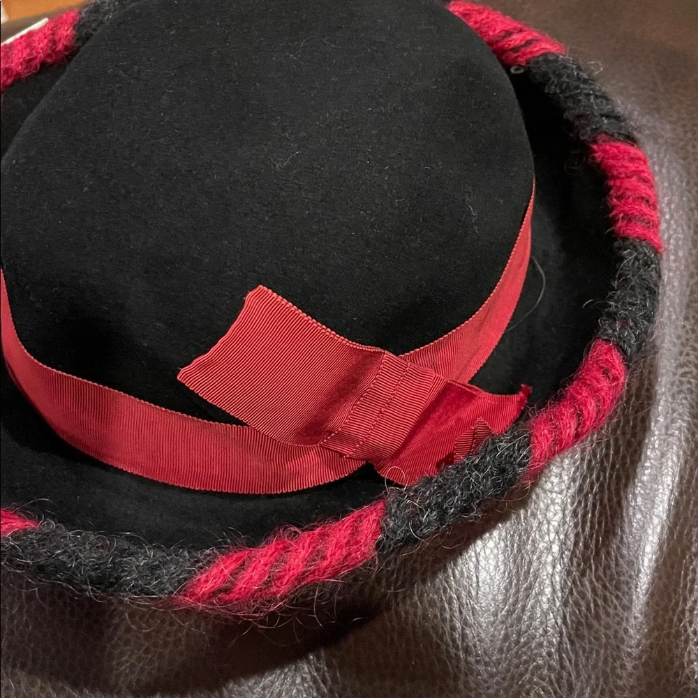 Jan Leslie Custom Design Vintage Coquette French Breton Hat Wool Vintage Black